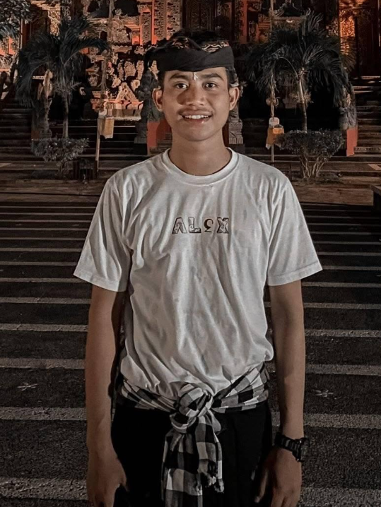 ade-oka-wirawan